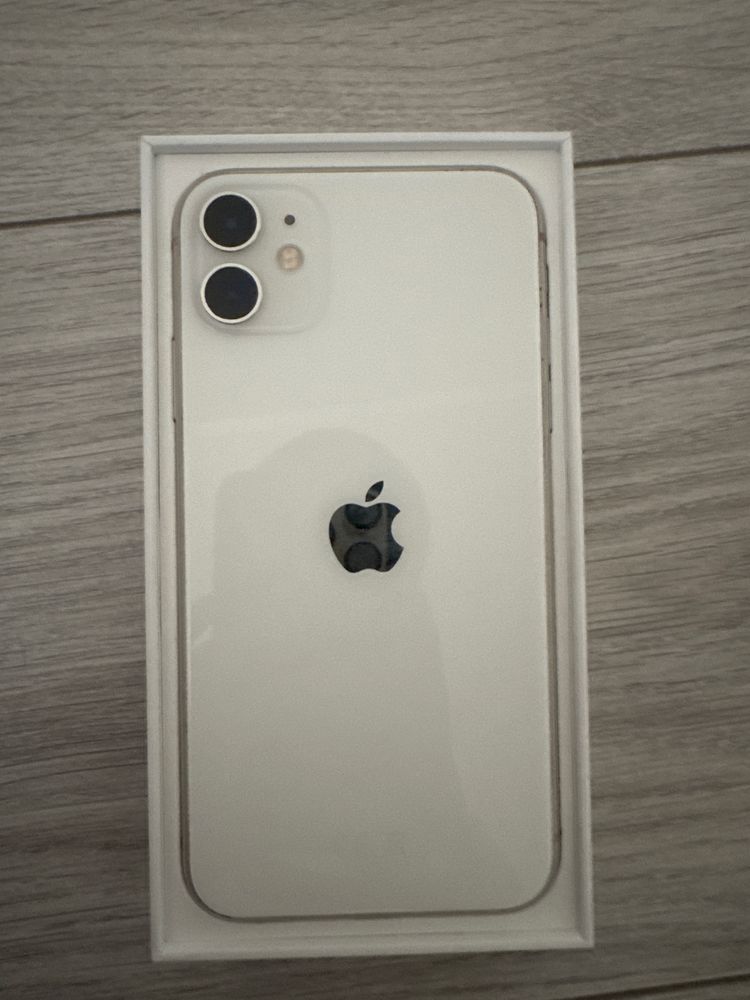 Iphone 11 документ,коробка бар