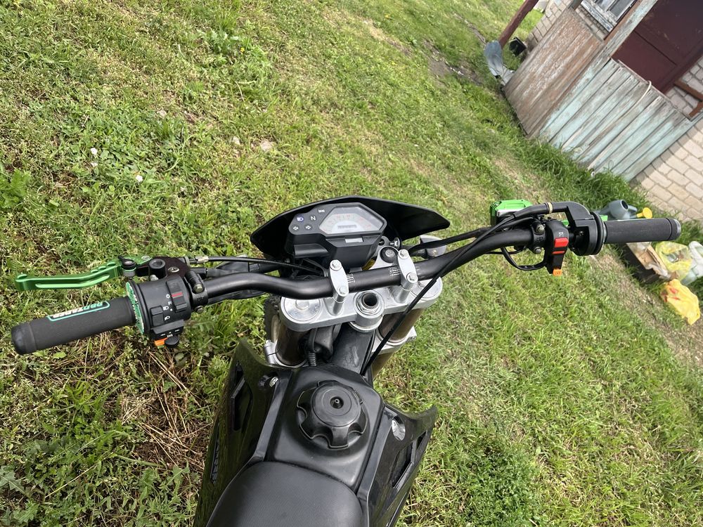 Продам мотоцикл FMZ250