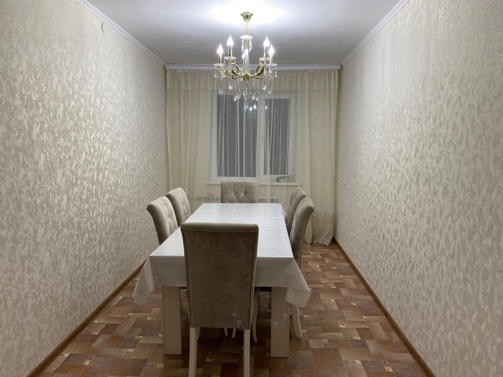 Стол со Стульями (маг.Евромебель)
