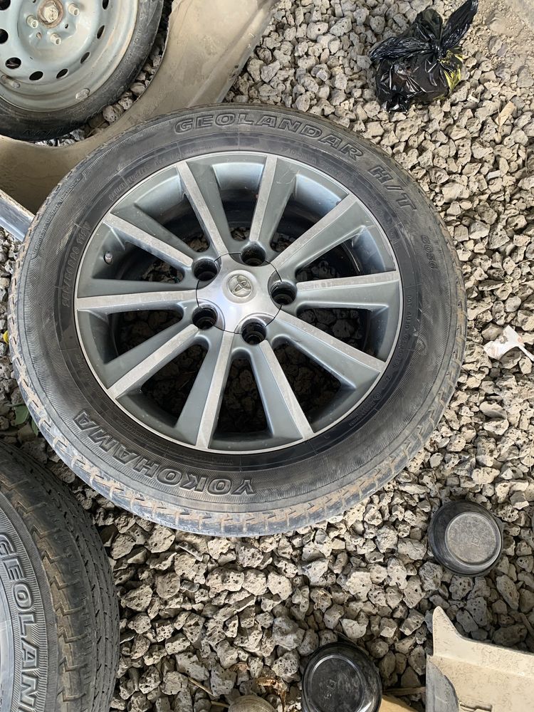 Продам 3 диска на lc200,размер 285/50/20