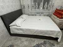 Кровать 160/200, в идеальном состоянии