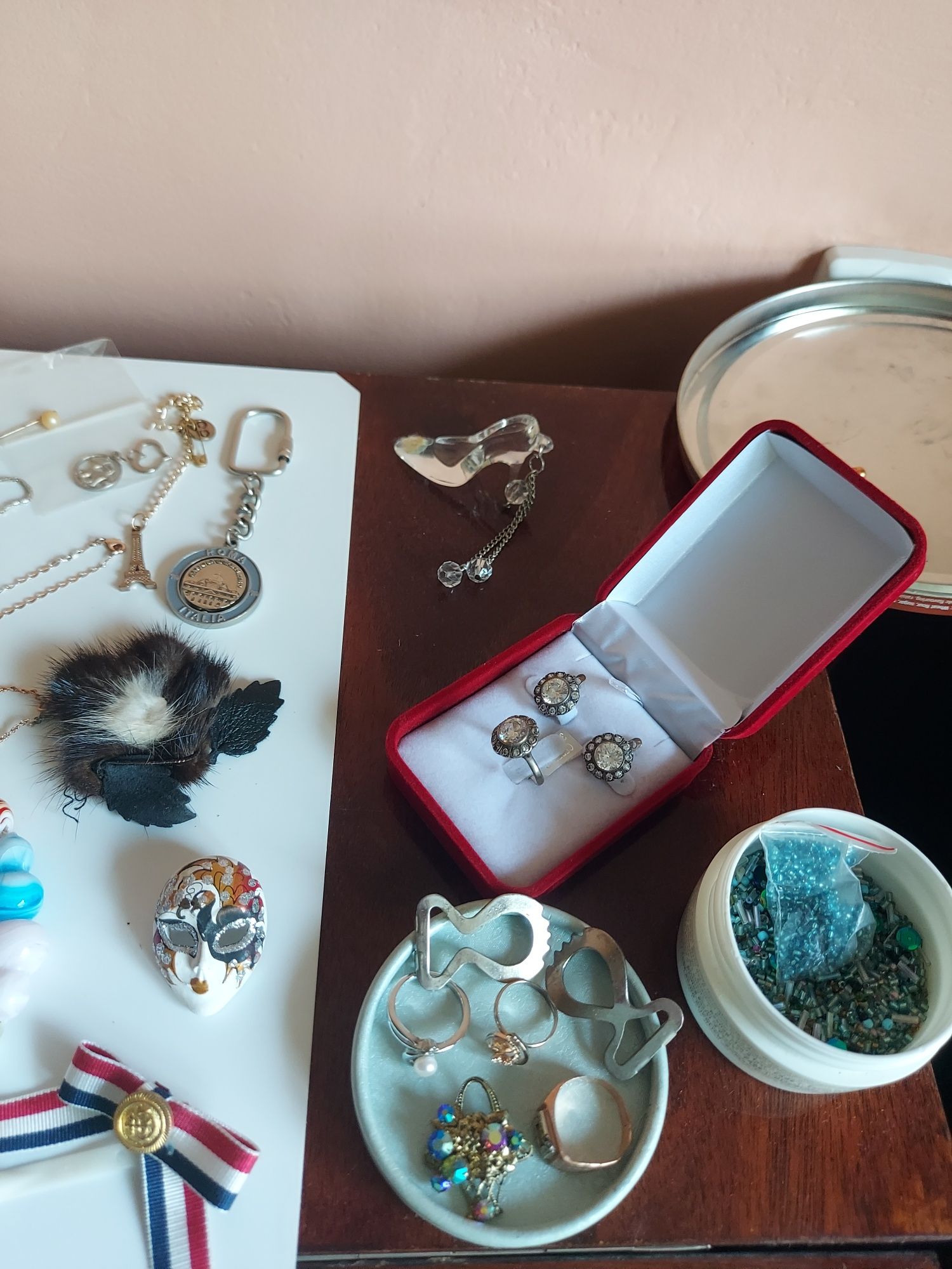 Продаю отрезы тканей и лоскуты