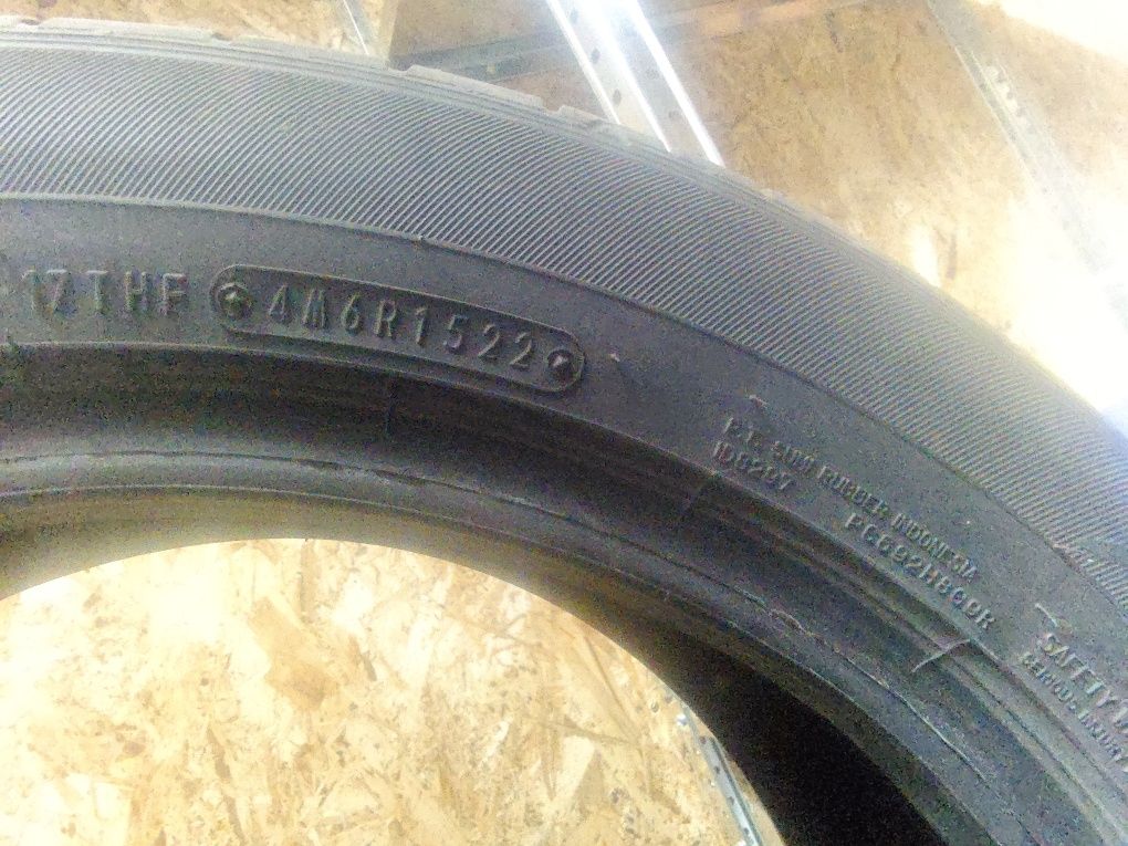 Продается резина практически новая 200км пробег,  Dunlop 205/55/17