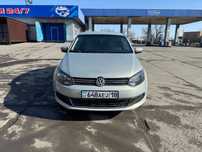Volkswagen polo 2015 автомат