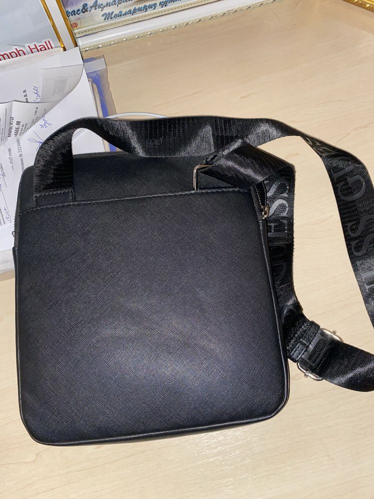 барсетка сумка guess