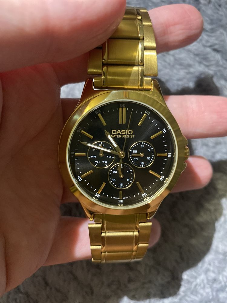 Часы Casio water resist