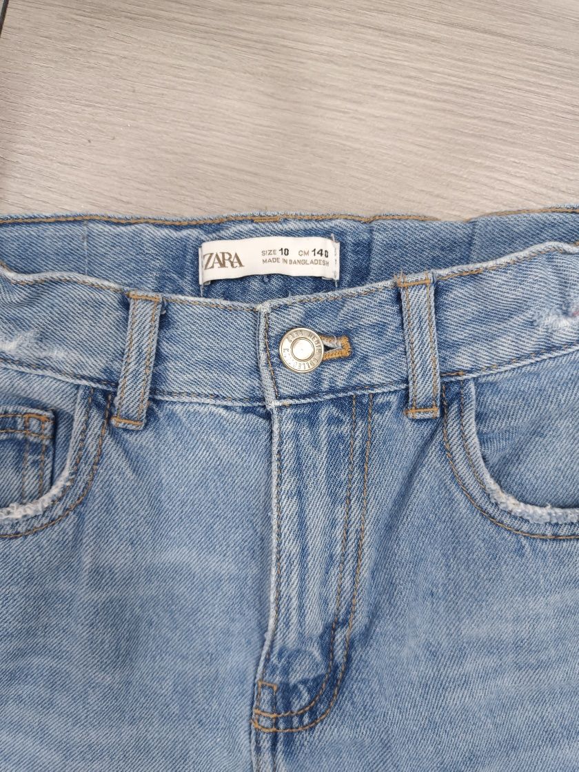 Джинсы на девочку Zara