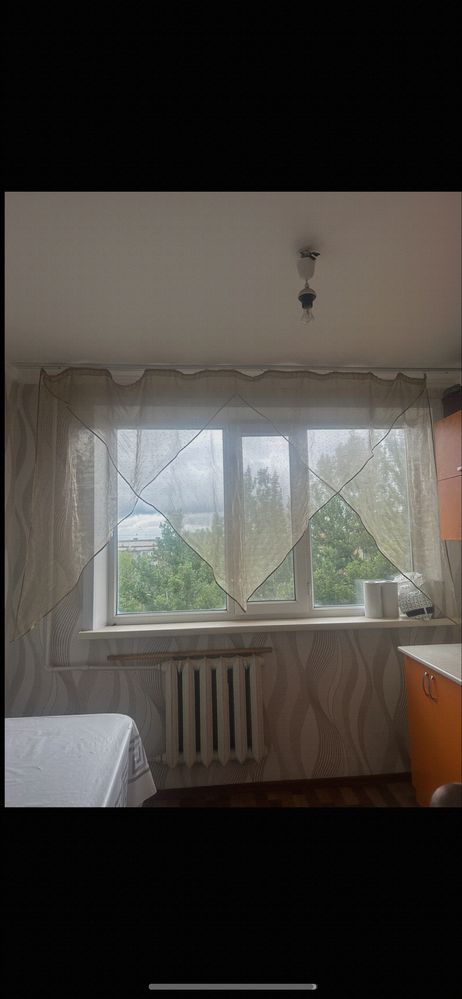 Продаю тюли и гладильную доску недорого