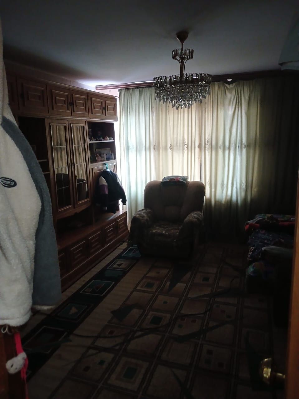 Продам 3-х комнатную квартиру +(2пристройки над подъездом) + 6метров