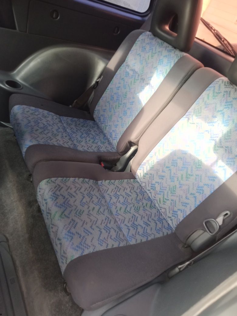 Срочно Продам Rav4