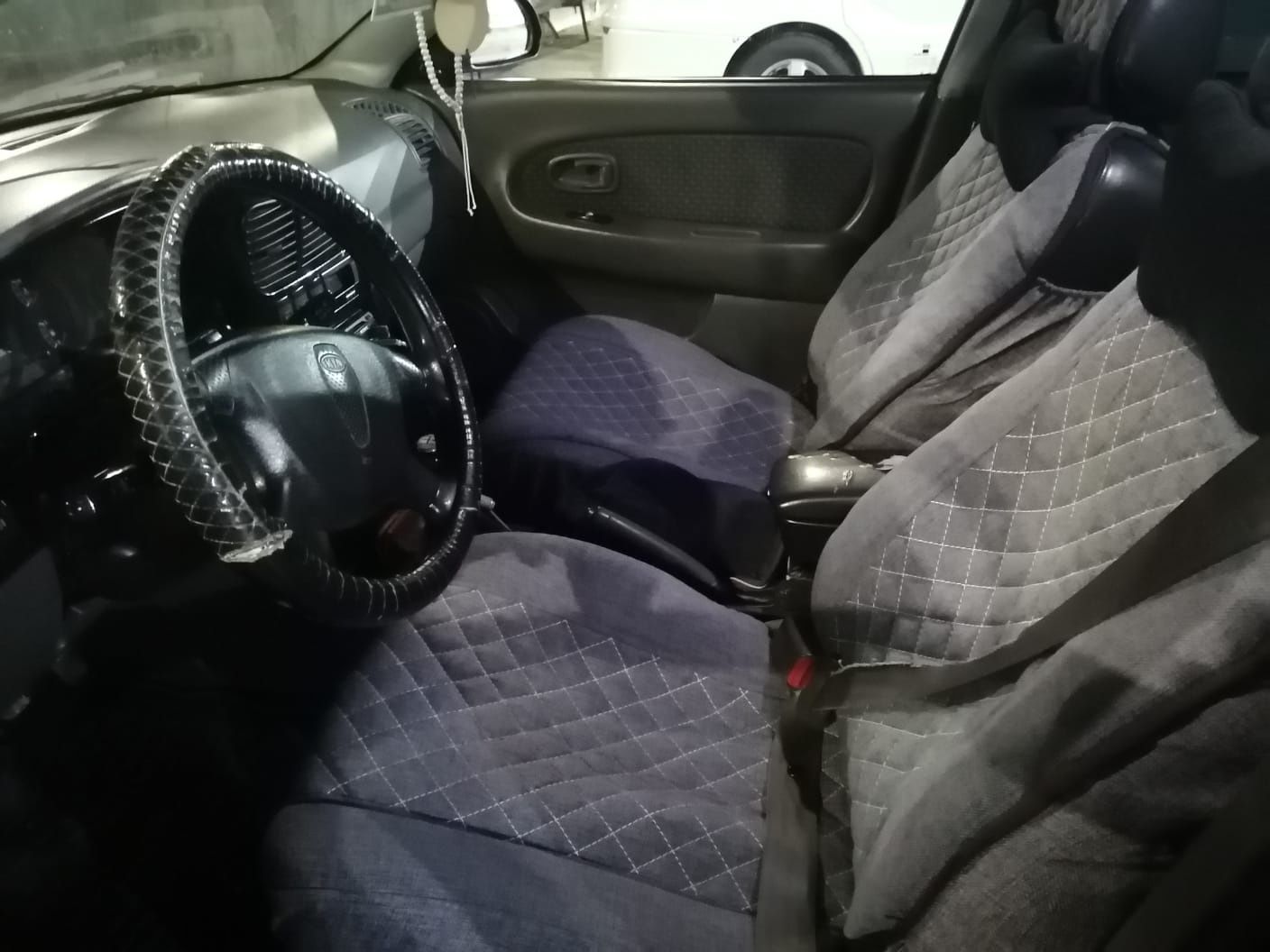 Продам срочно Кia Shuma 2002