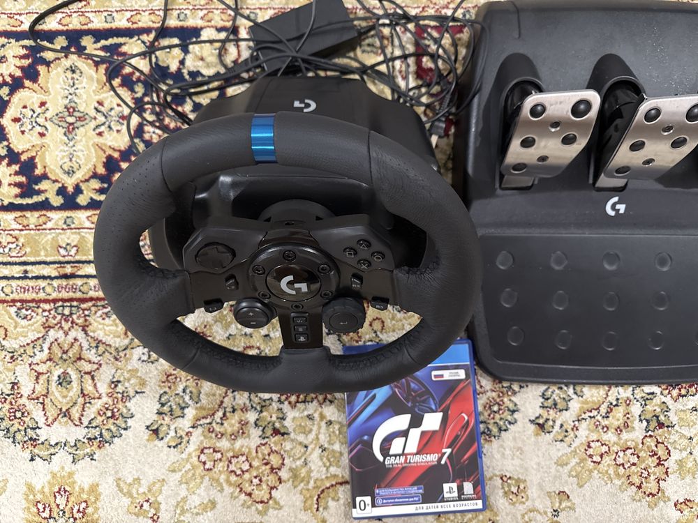 Игровой руль Logitech G923 черный!
