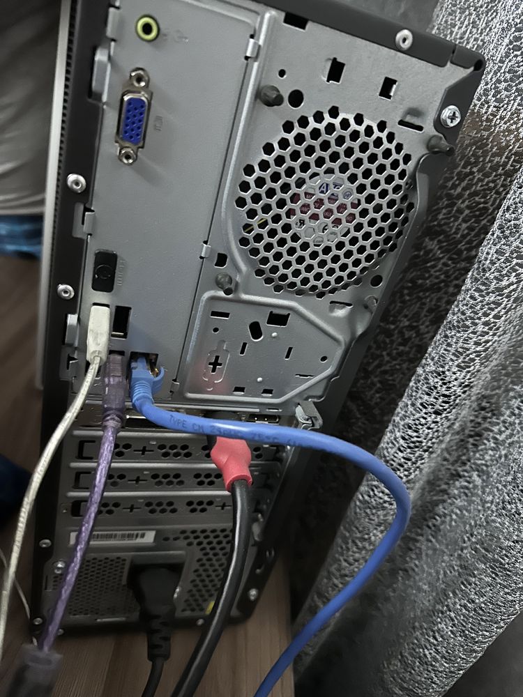 Системный блок LENOVO (компьютер)