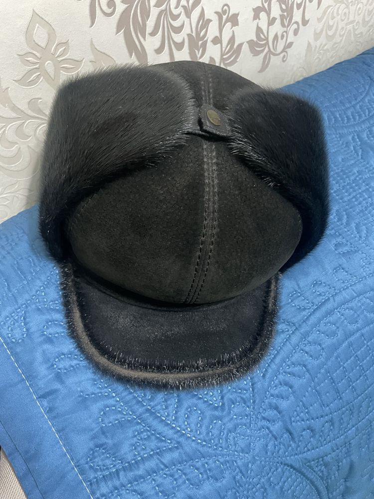 Продам /мужской головной убор
