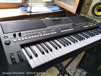 Продам Yamaha psr sx 600