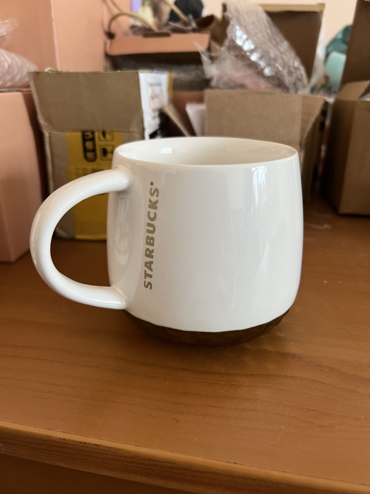 Продам кружки Starbucks