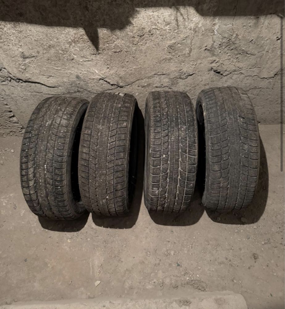 Продам зимнию резину