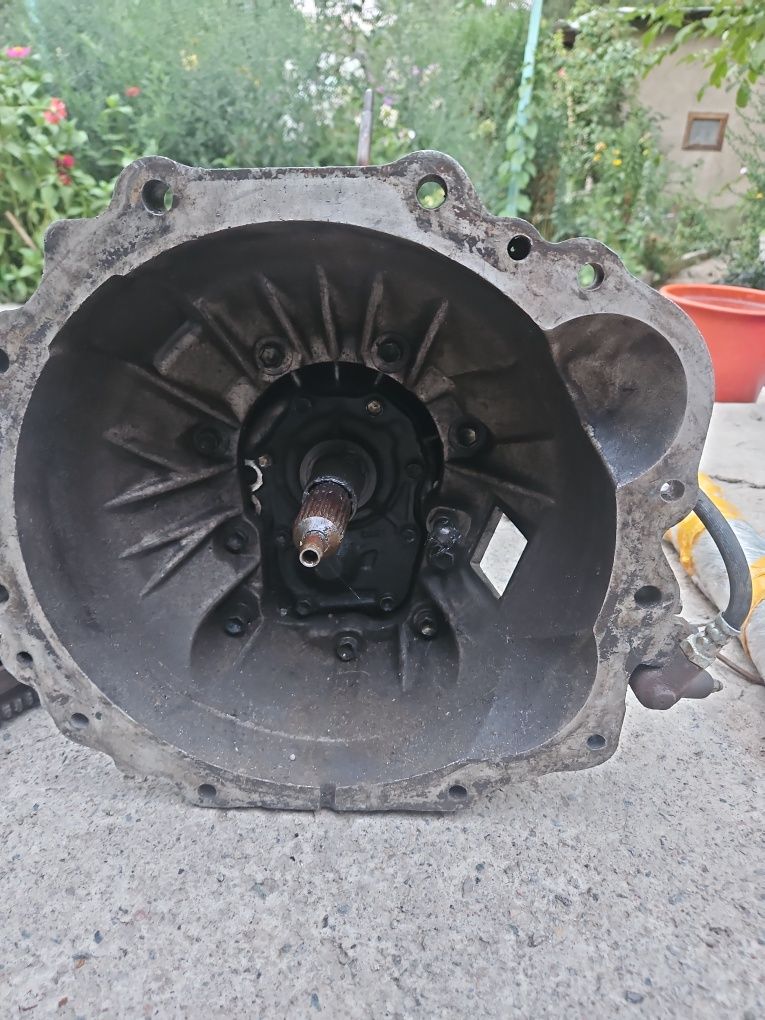 Коробка w 58 продам