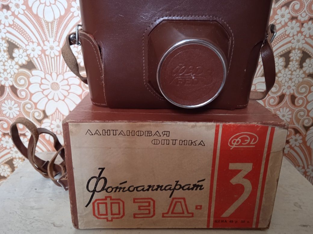 Фотоаппарат ФЭД-3 и Эликон