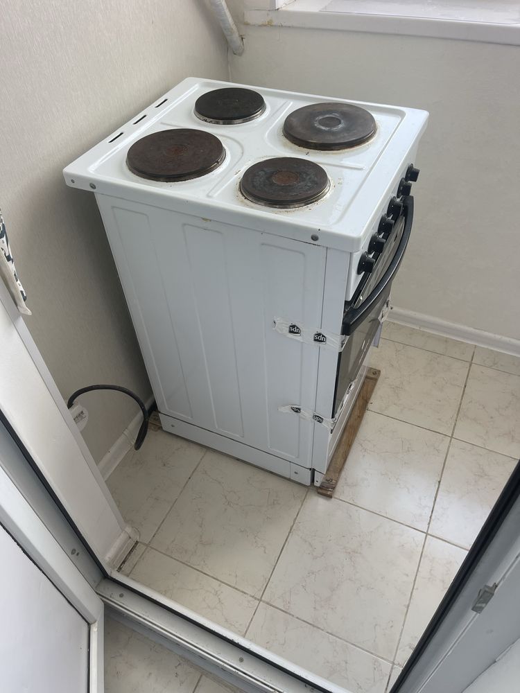 Продам электро плитку