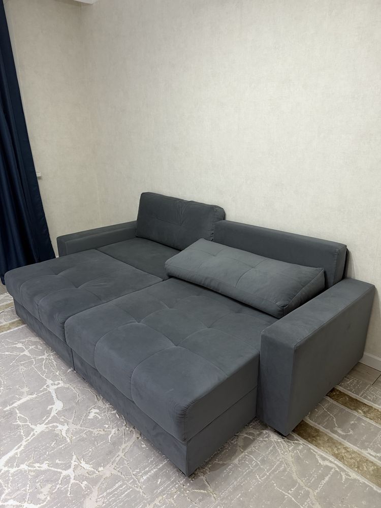 Продам диван длина 2 м ширина 90 см