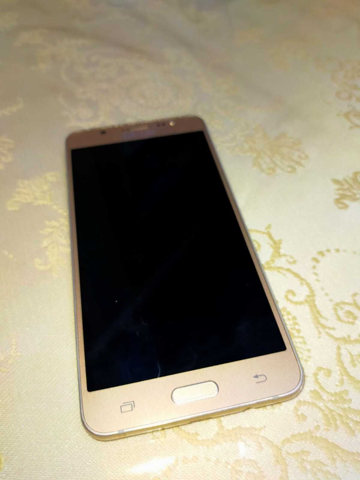 СРОЧНО Samsung Galaxy J5 2016