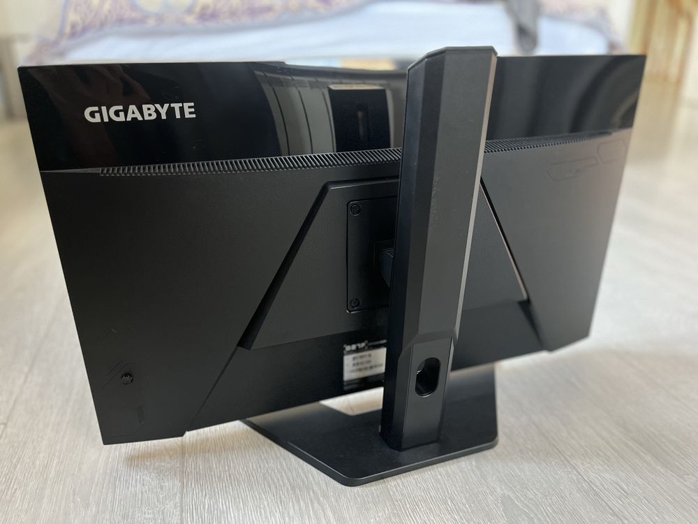 Игровой монитор GIGABYTE G27F 144hz IPS