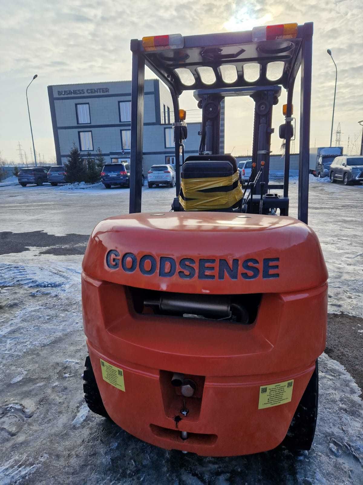 Вилочный погрузчик Goodsense FD38  4 т, 4.5 м