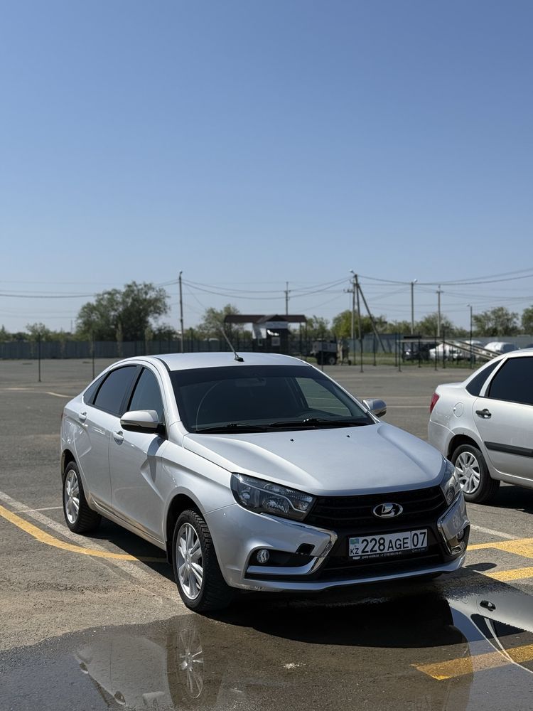 Продам Lada Vesta 1.6L