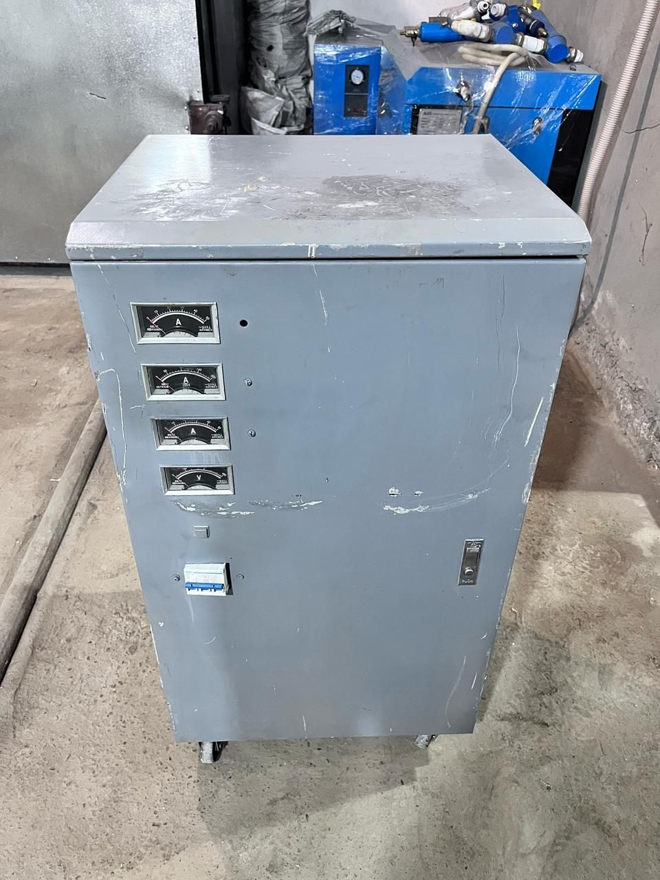 Стабилизатор 30kwСтабилизатор 30kw
В идеальном состоянии б/у
В идеальн