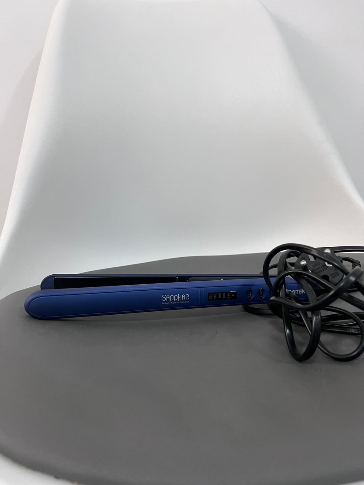 Выпрямитель для волос Vitek 2315