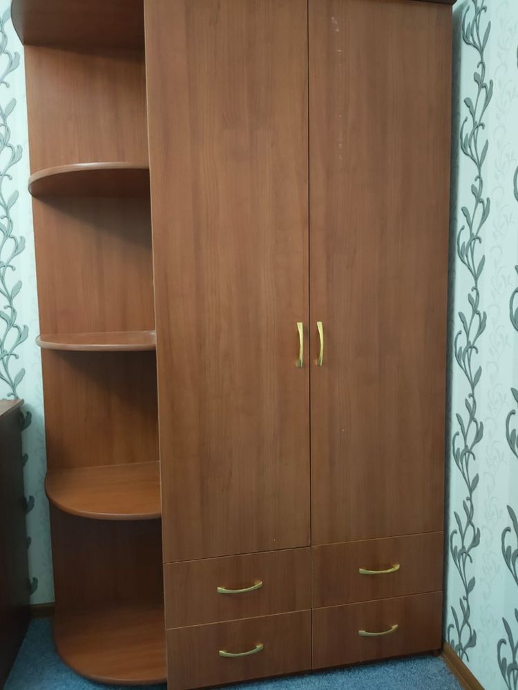 Продам шкаф