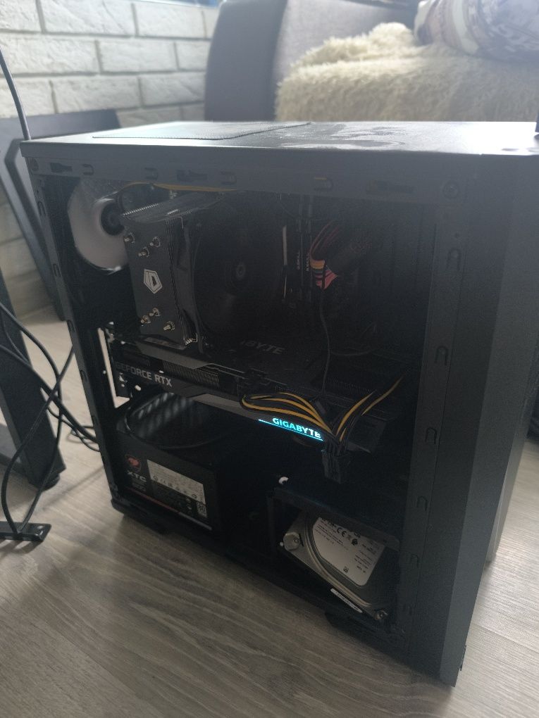 RTX 3060 12gb Ryzen  5 5600 1игровой пк системный блок