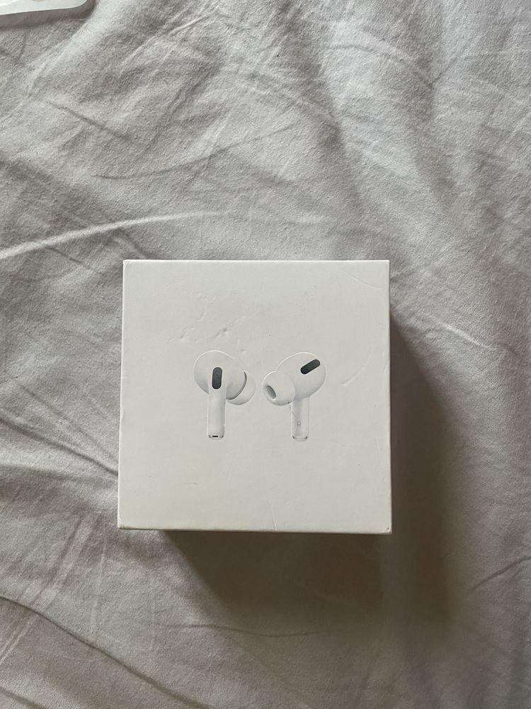 наушники Airpods pro