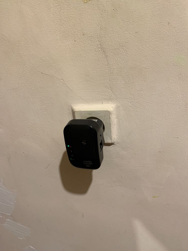 Усилитель сигнала интернета. WI-FI REPEATER