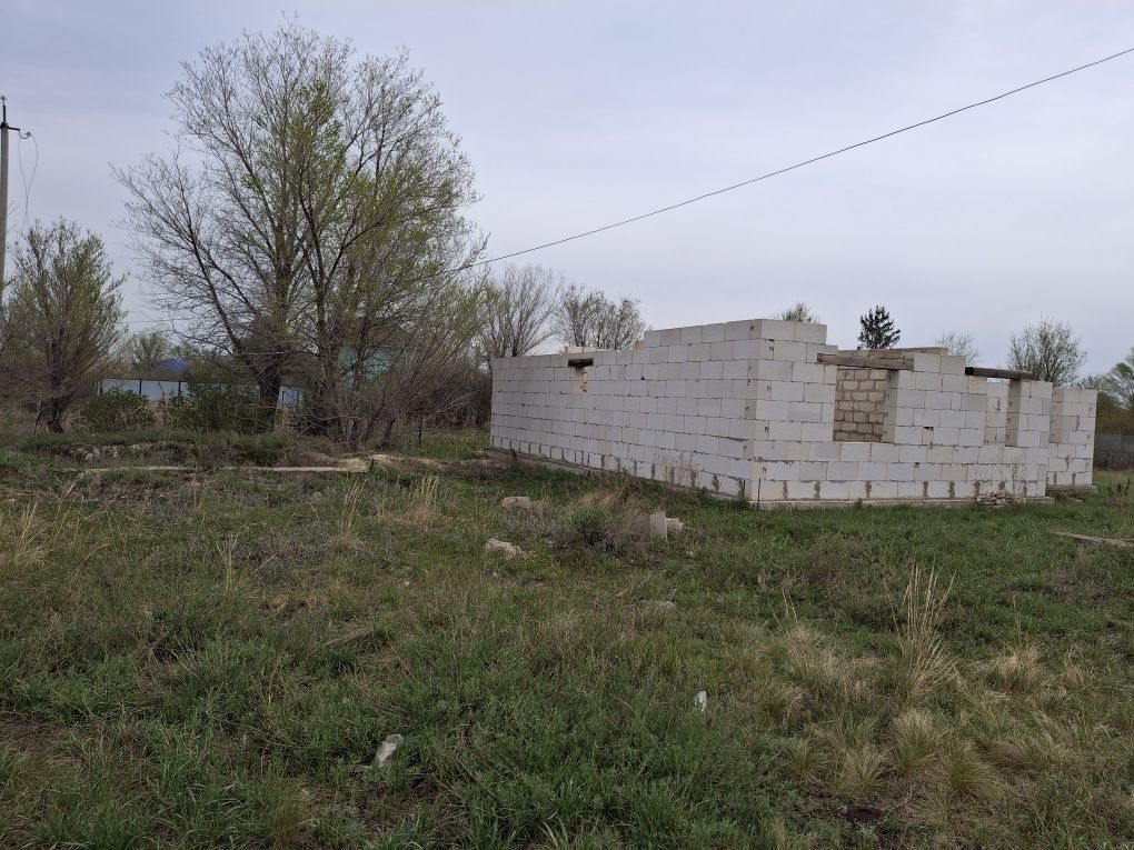 Продам дачный участок,район акжар 2,коллектив миллиоратор.