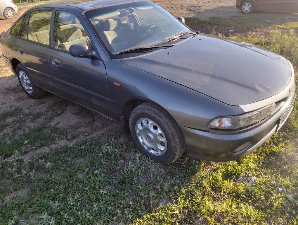 Mitsubishi galant