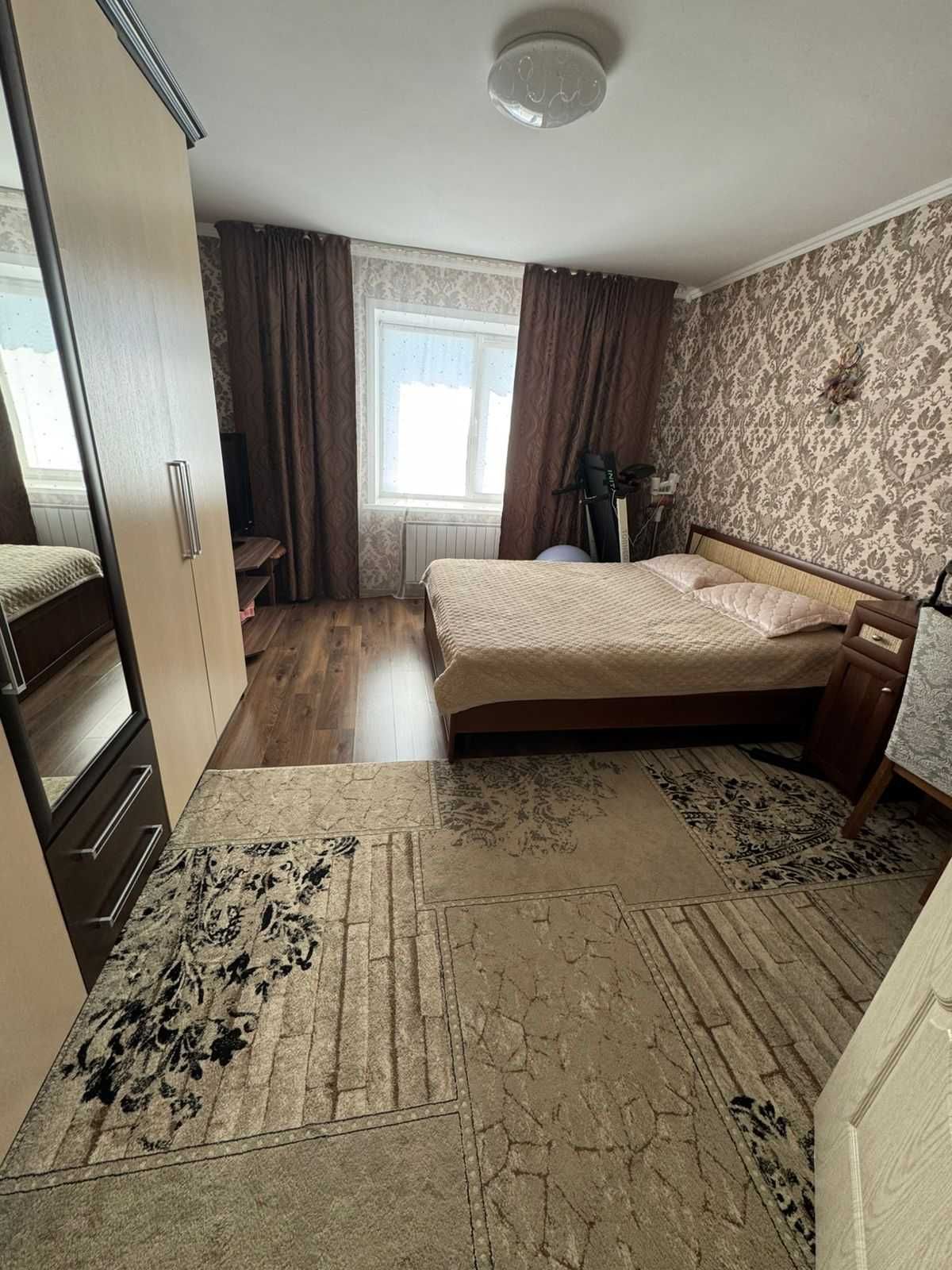 Продам 2 комнатную квартиру