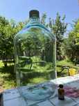 Продам советскую большую стеклянную бутыль 20 литров