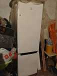 холодильник Indesit DFE 4200 W