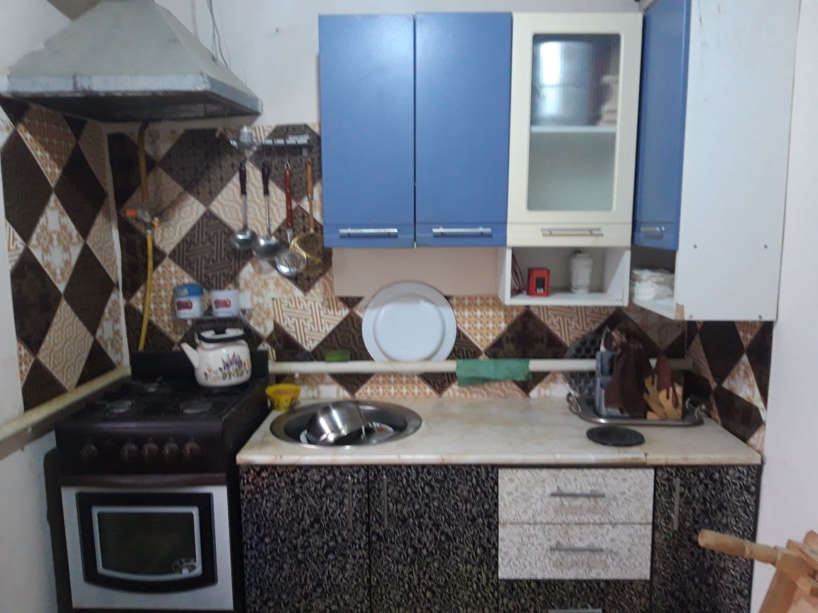 Баскудык Алау кв 4. Уч 96/21. Бір бөлме Сарай сатылат.