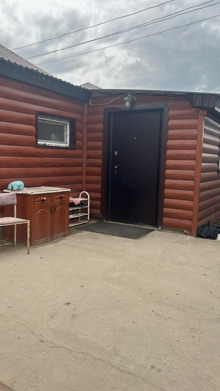 Продам дом  в дачном участке