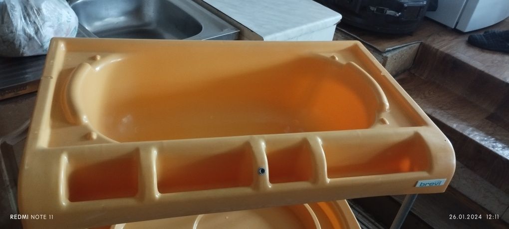 Срочно продам детскую ванночку