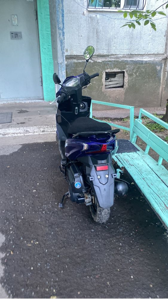 Peda Raketa Scooter