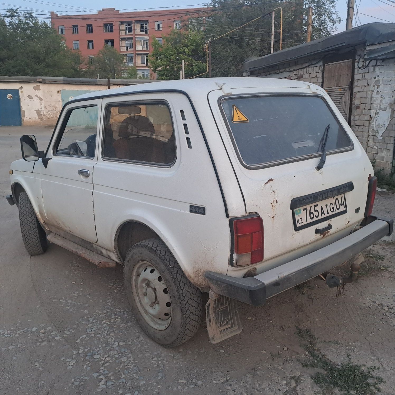 Продаётся Нива! Газ/бензин 2003г.