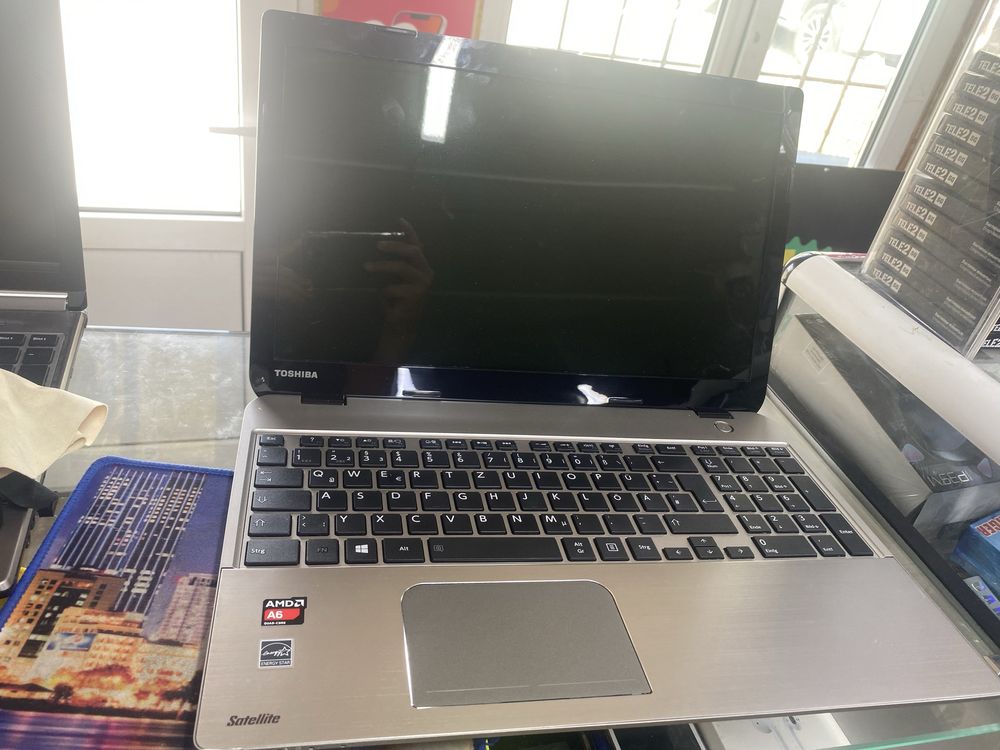 Ноутбук Toshiba
