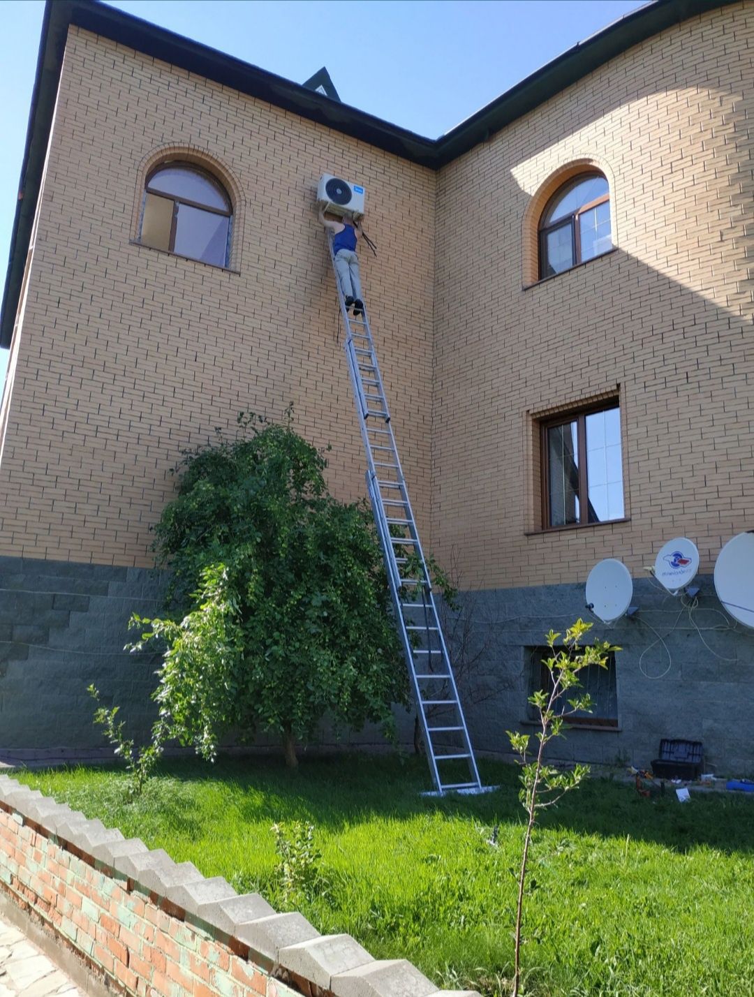 Установка кондиционер Ремонт Заправка Чистка кондер
