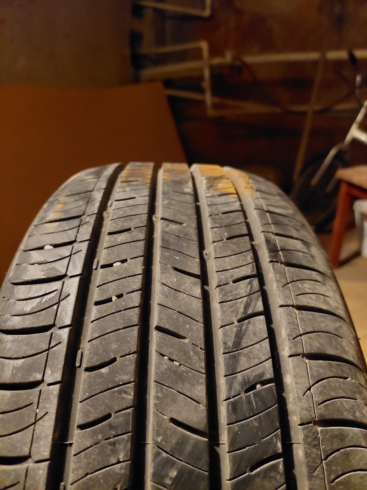 Kumho 215/55/17 лето
