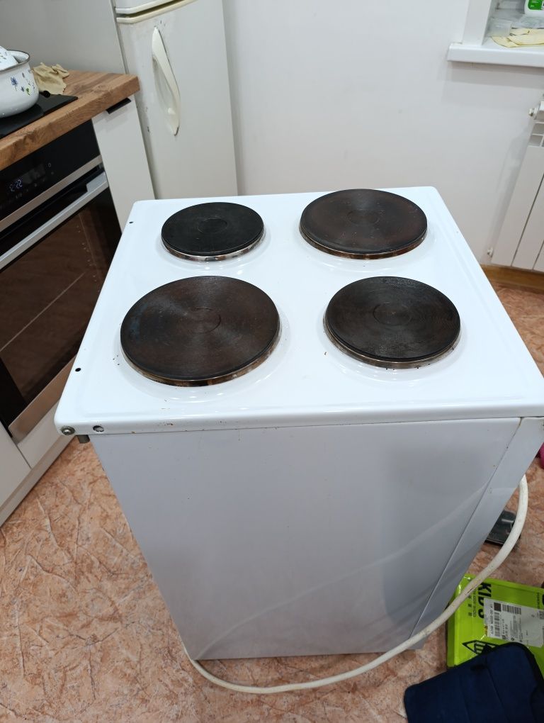 ЭлектроПлита продам