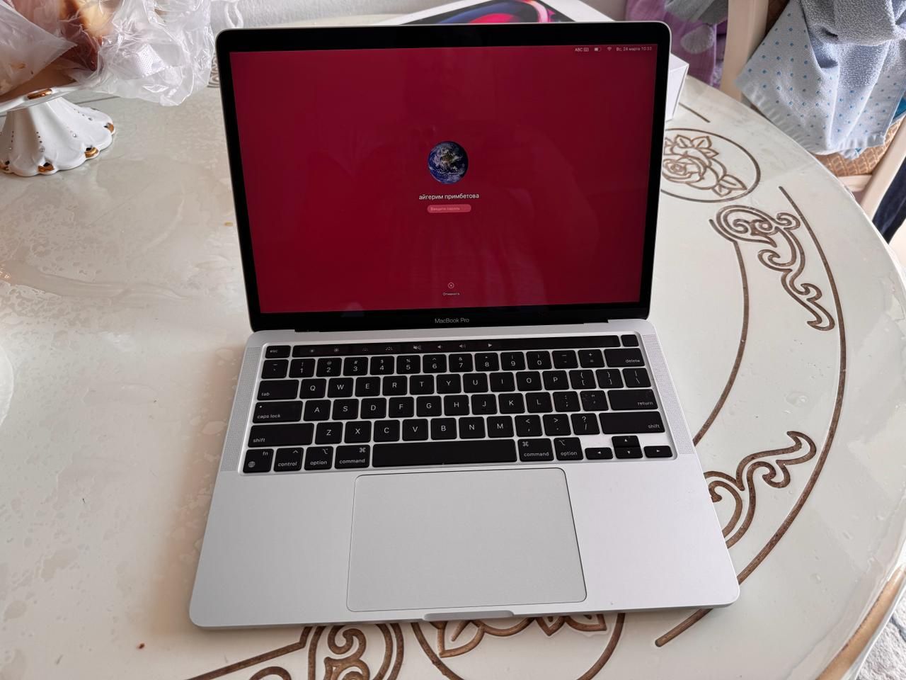 Продам срочно macbook pro 13 можно через Ред, можно раскрочка,